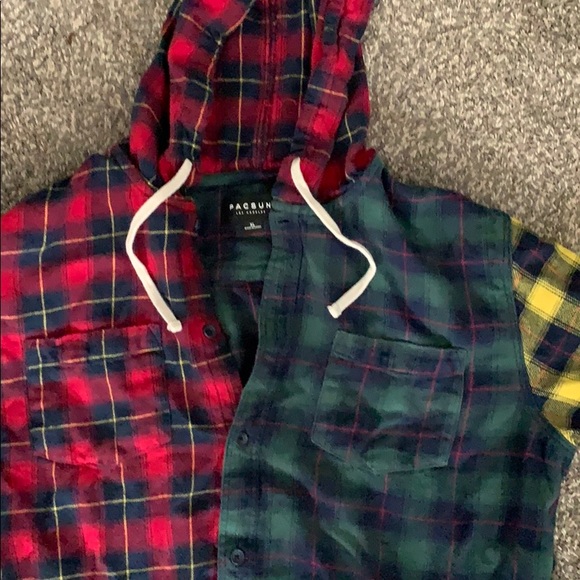 PacSun hooded flannel - Picture 2 of 3